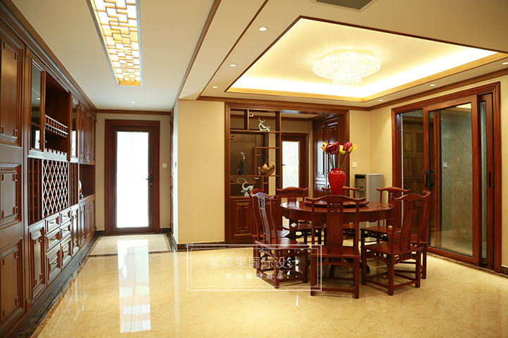 餐廳裝修實(shí)景案例