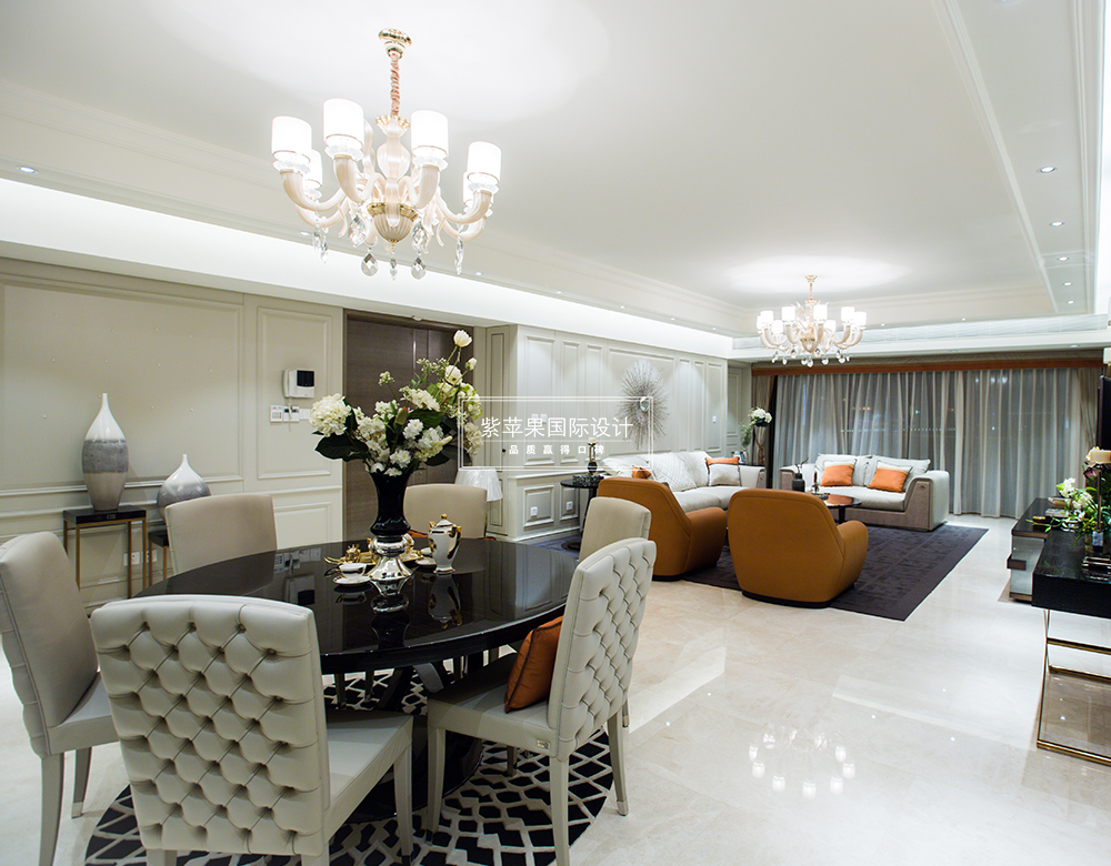 濱江凱旋門(mén)